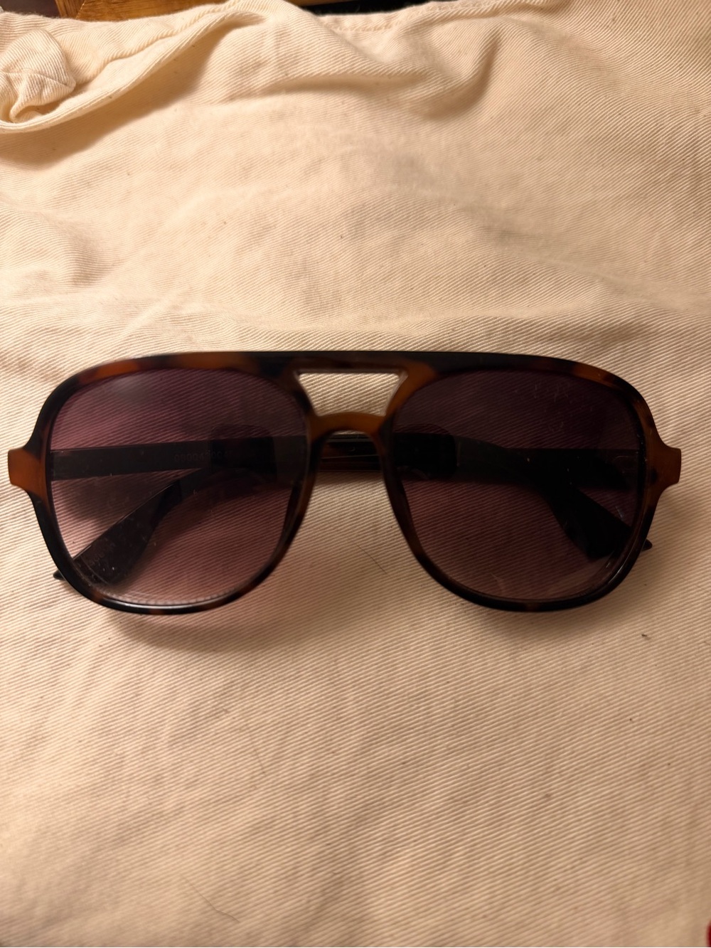 Tortoiseshell Aviator Style Sunglasses - Brown Lenses